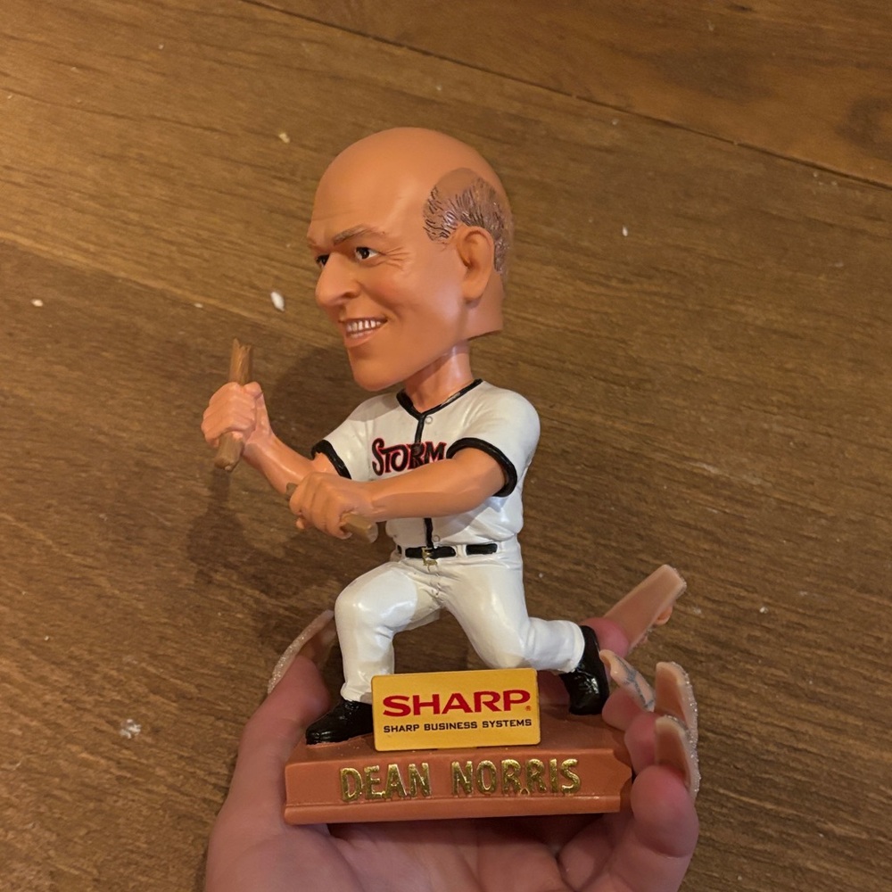 Dean Norris signed Bobblehead Figurine